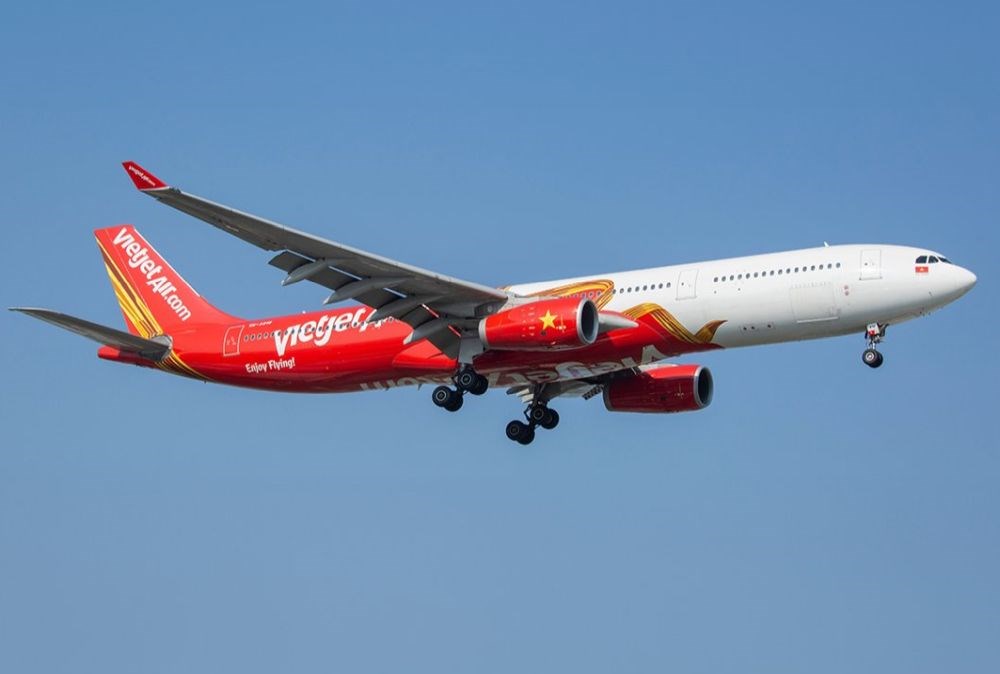 VietJet poleci jesienią do Pragi przez Ałmaty