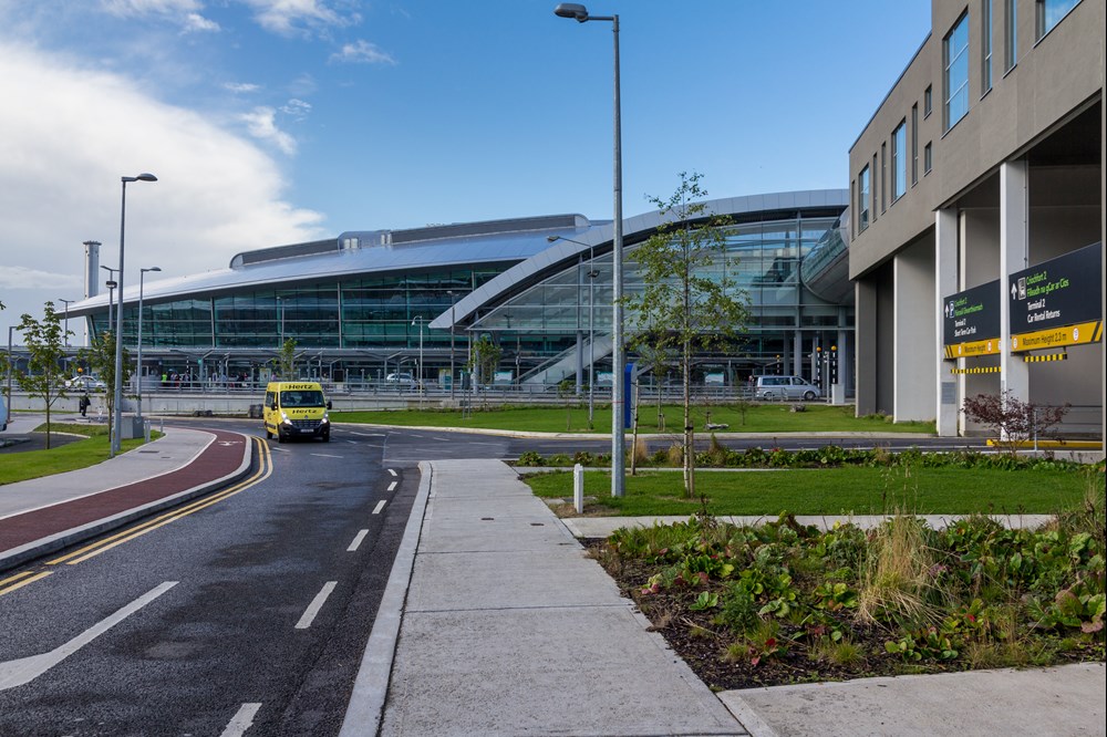 Irlandia likwiduje limit pasażerów na lotnisku w Dublinie