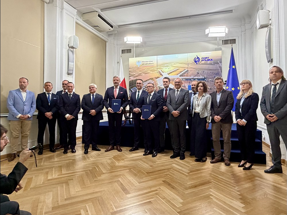 Port Polska. Rusza budowa CPK! Budimex podpisał umowę na palowanie