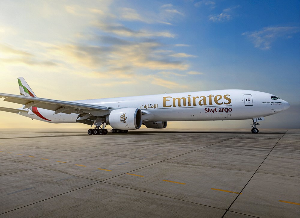 Emirates: Pierwszy B777-300ERSF już lata z frachtem
