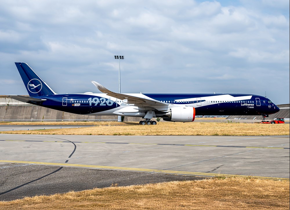 Lufthansa pokazała pierwszego airbusa A350-1000 (zdjęcia)