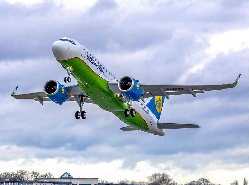 Uzbekistan Airways przez cały czas bez rozkładu lotów do Warszawy