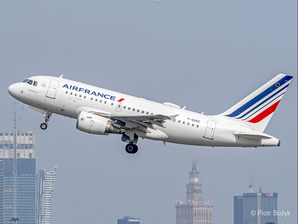 Air France pożegnają Airbusy A318. Ostatni odejdzie w 2027 r.