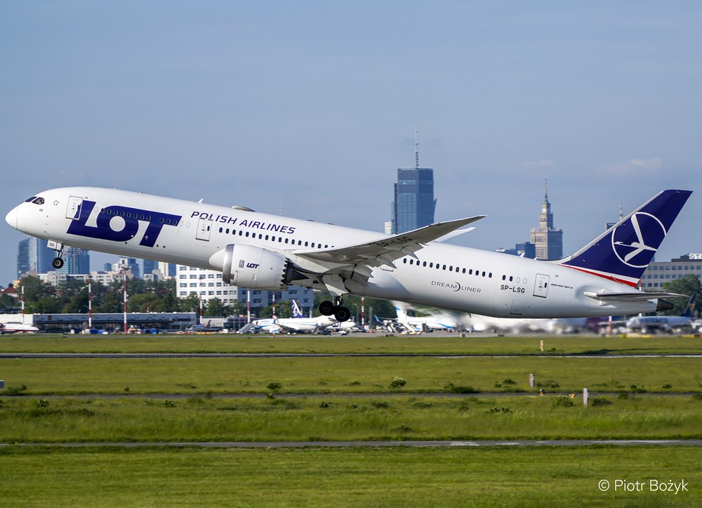 Dreamliner PLL LOT poleci z Warszawy do Rzeszowa