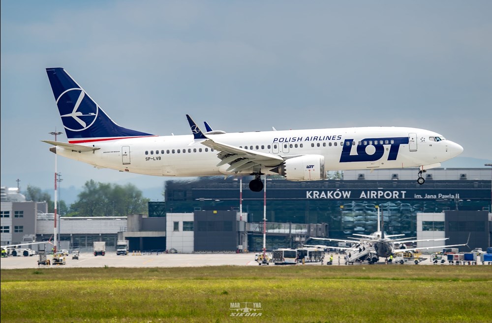 LOT. Rekordowy sierpień! Ponad 1,4 mln pasażerów