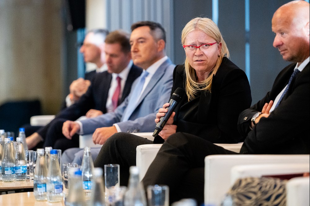 PAŻP: Polskie niebo jest stabilne, a inwestycje idą zgodnie z planem