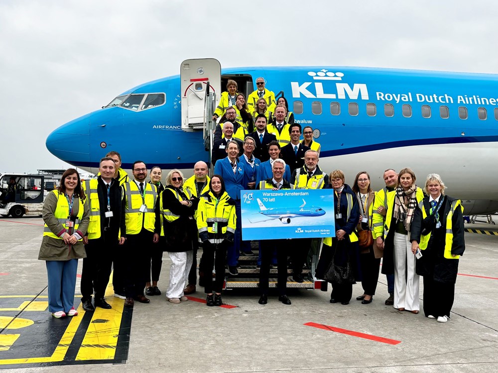 KLM świętuje 70 lat połączenia Warszawy z Amsterdamem