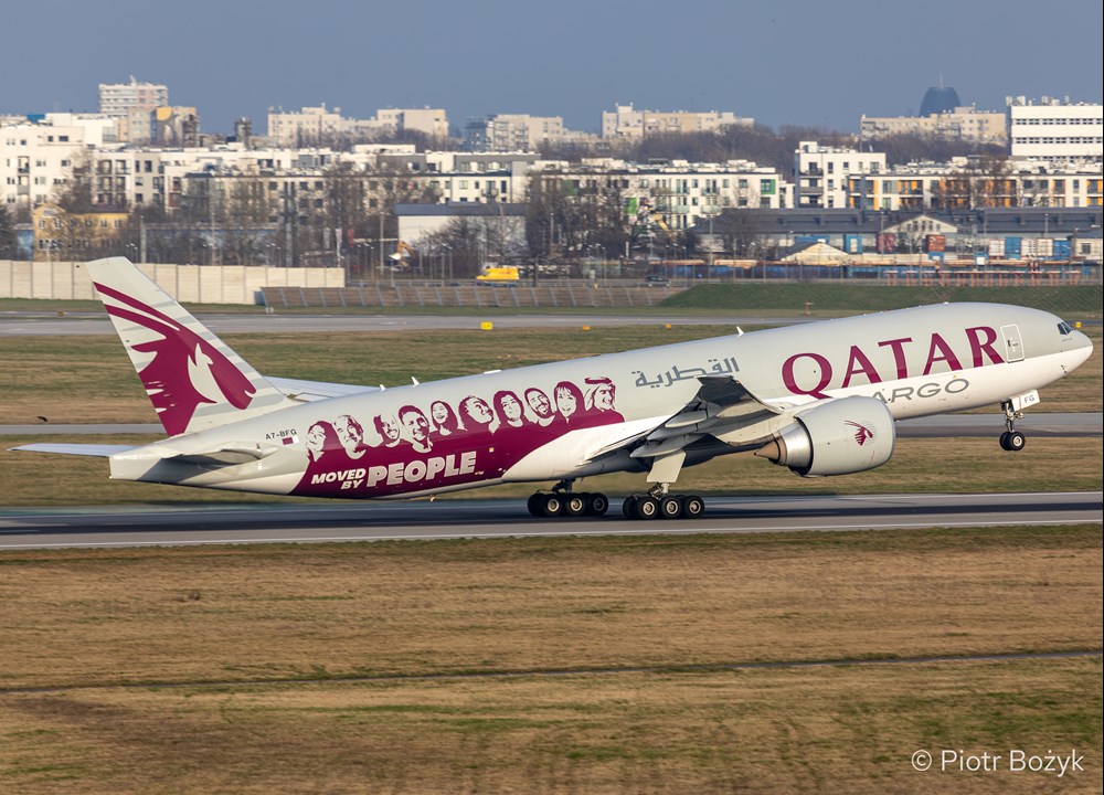 Qatar Cargo wracają zimą do Warszawy. Loty do Katowic pozostają
