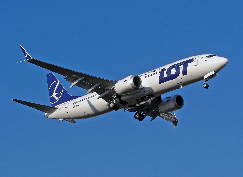 LOT zawiesza Tel Awiw